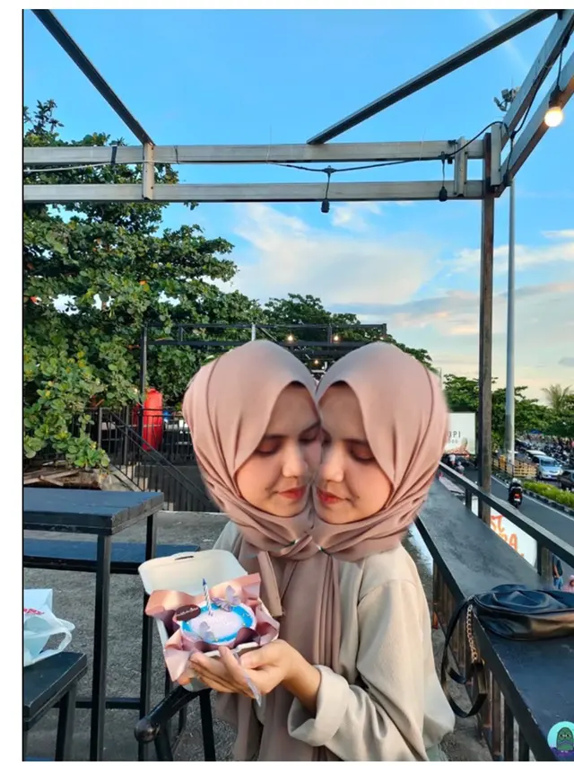 Wanita Ini Minta Fotonya Diedit Penuh Garis, 6 Hasilnya Jadi Nyeleneh
