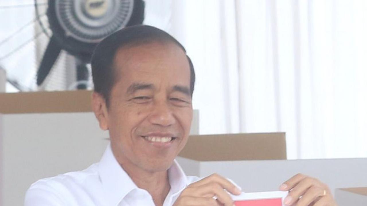 Reaksi Jokowi Saat Ditanya soal Film Dirty Vote