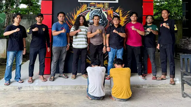 Emosi Disalip Truk, 2 Pria di Lampung Aniaya Sopir hingga Babak Belur