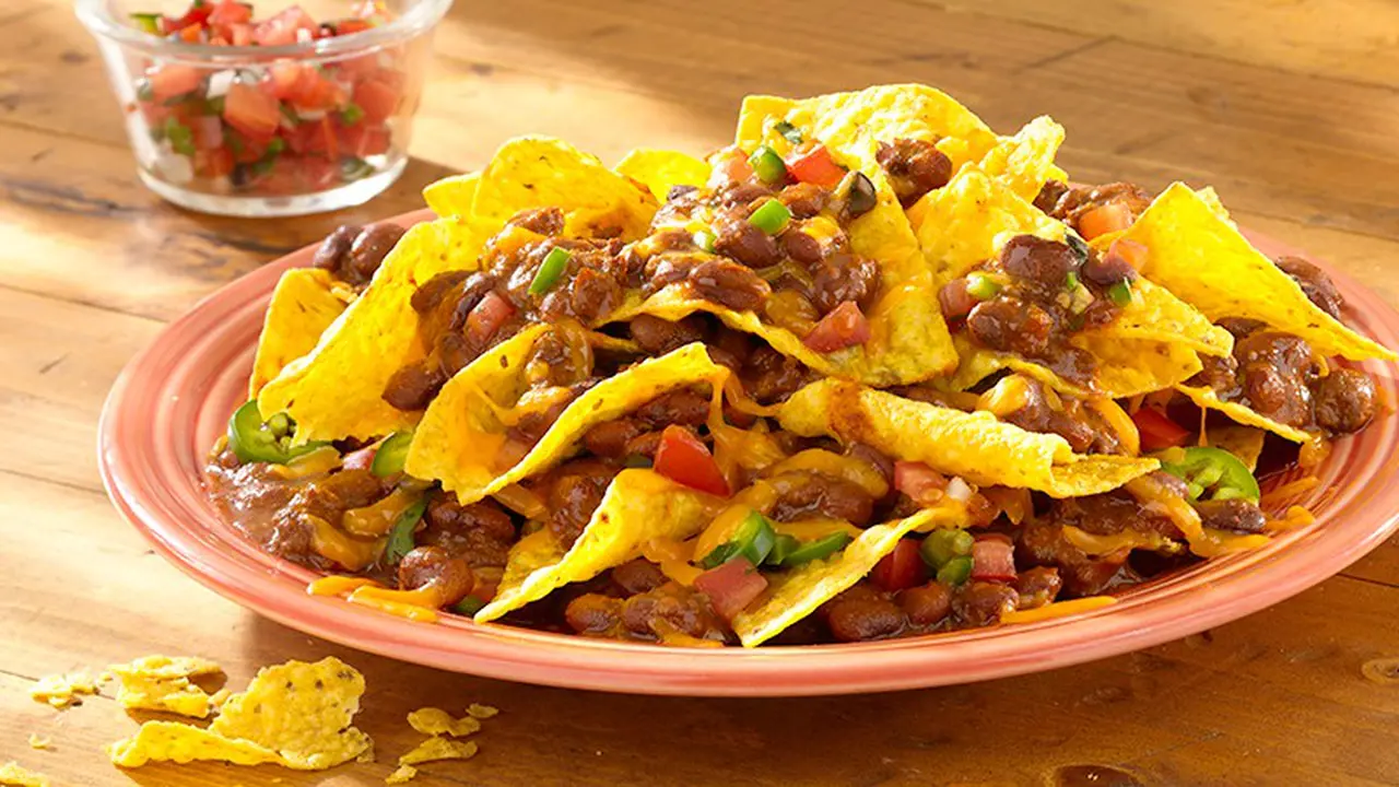 Resep Simple Nachos Keju untuk Camilan Keluarga