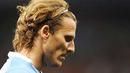 Kekecewaan striker Uruguay Diego Forlan di laga semifinal PD 2010 lawan Belanda di Green Point Stadium, Cape Town, 6 Juli 2010. AFP PHOTO / FRANCK FIFE