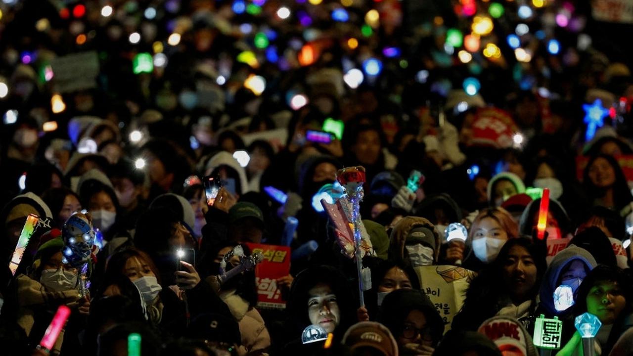Korea Selatan Bergejolak, Sektor Pariwisata hingga Klinik Bedah Plastik Cemas