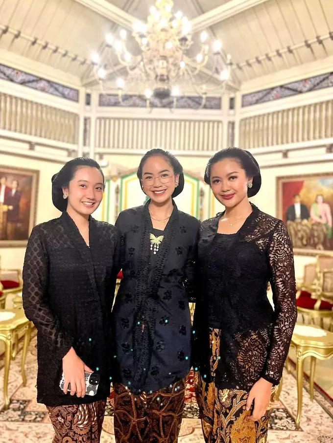 Viral di Tiktok, Gaya Ayu Kekinian Rania Maheswari Yamin di Kirab Pusaka Malam Satu Suro Jadi Sorotan