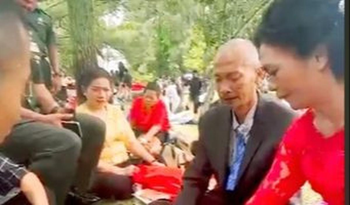 Apa Itu Dekke Naniarsik?