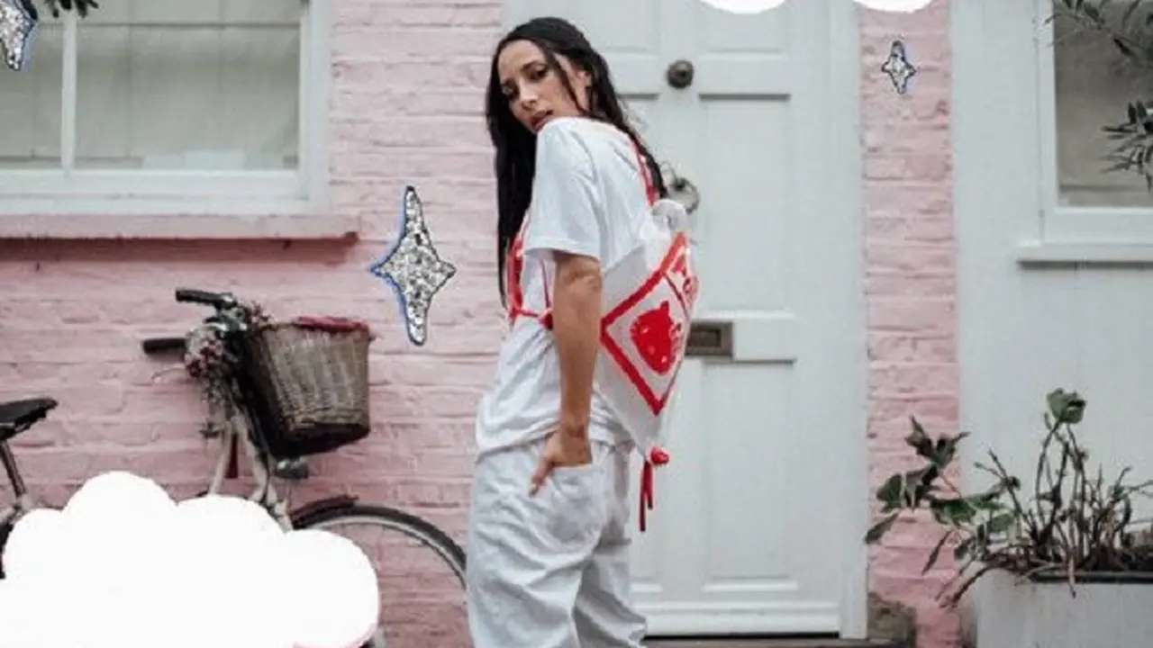 [Bintang] Sportswear Brand Ini Rilis Koleksi Terbaru Bertema Hello Kitty