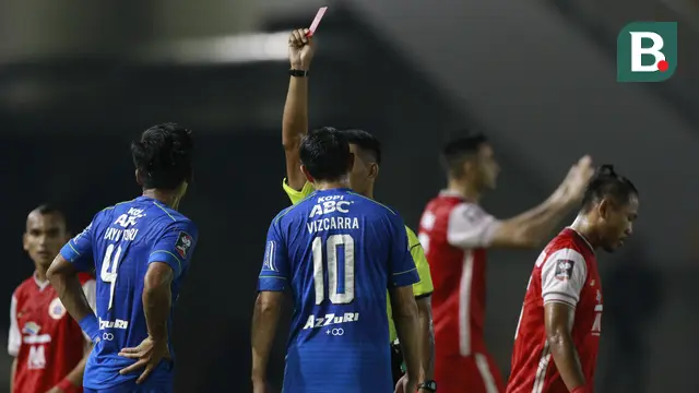 FOTO: Berikan 4 Kartu Merah, Agus Fauzan Arifin Jadi Wasit Terbaik Piala Menpora 2021