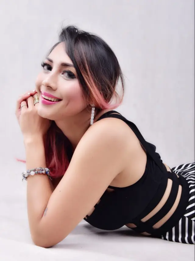 Ayunia alias DJ Ay