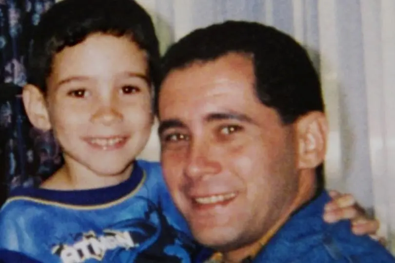Elian Gonzalez bersama sang ayah Miguel González Quintana. (Reuters)