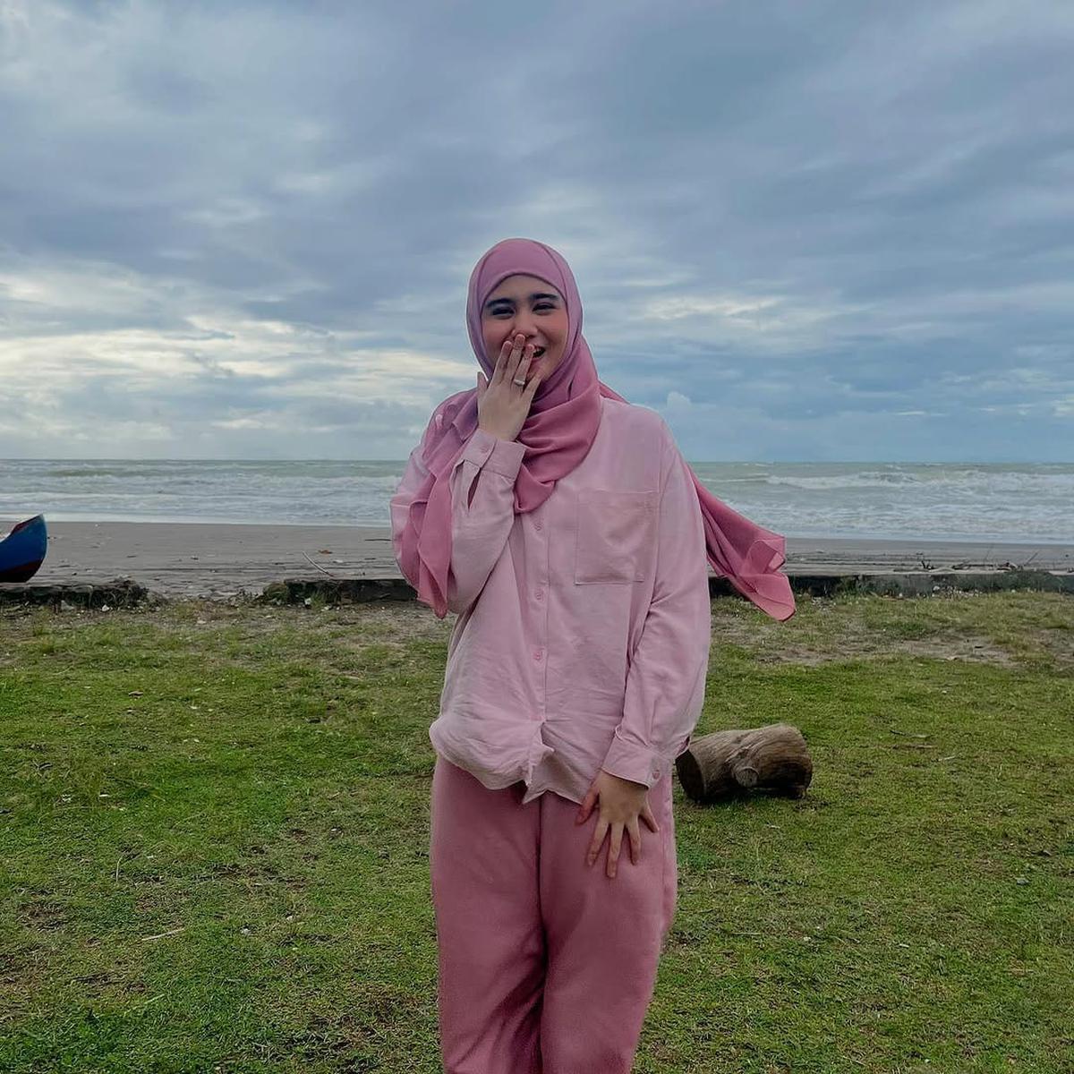 Berhijab untuk Keperluan Syuting Film, Tissa Biani Dipuji Cantik dan Mendadak Dipanggil Ukhti