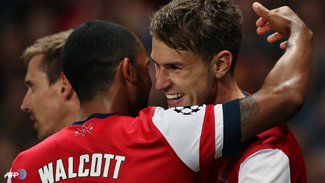 arsenal-walcott-130828b.jpg