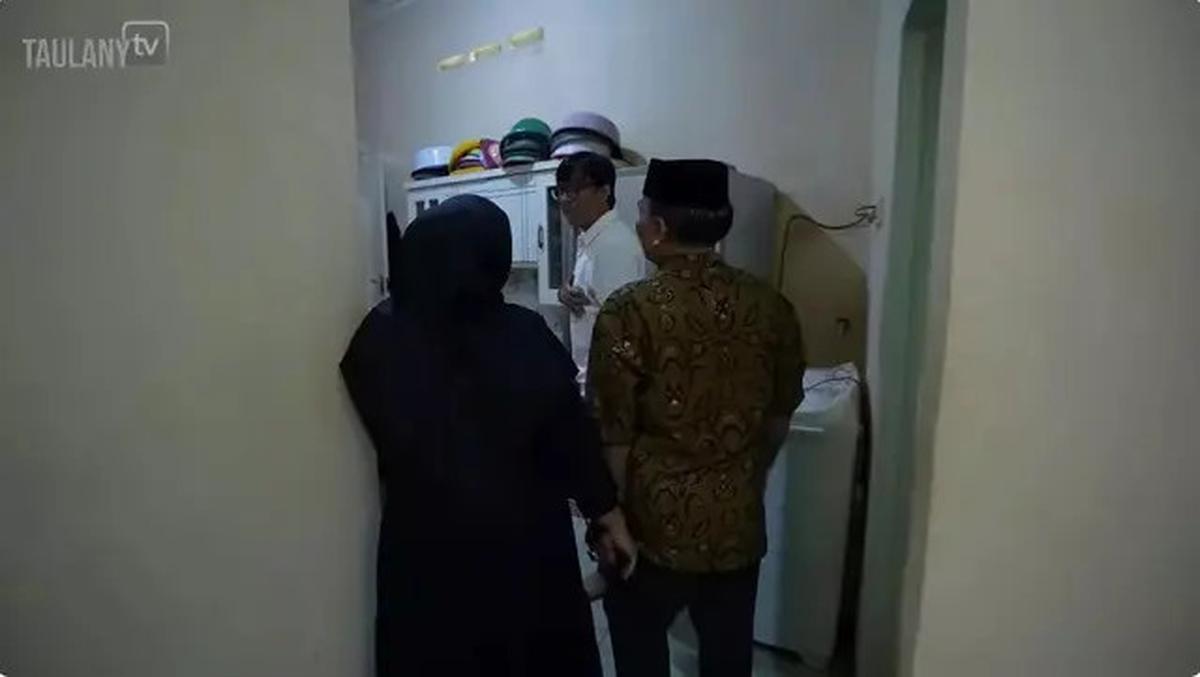 Intip Potret Dapur dengan Model Sederhana di Rumah Haji Bolot, Juragan Kontrakan yang Hidup Sederhana
