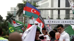 Aksi Pemuda Organisasi Kerjasama Islam menuntut pemerintah Armenia untuk menghentikan agresi militer dan upaya pencaplokan terhadap wilayah Azerbaijan, Jakarta, Senin (23/2/2015). (Liputan6.com/Faizal Fanani)