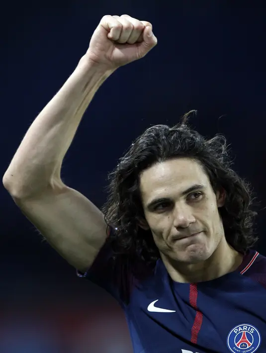 Edinson Cavani bergabung dengan PSG setelah dibeli dari Napoli pada 2013 dengan mahar sekitar 63 juta Euro. (AP/Christophe Ena)