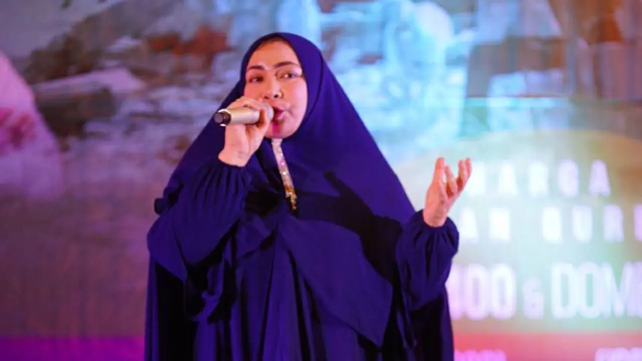 [Bintang] Melly Goeslaw
