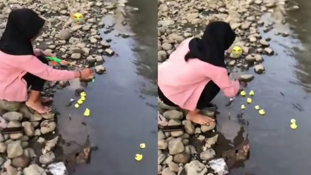 Viral, Momen Mancing Ditemani Pacar Sambil Bawa Bebek Mainan Ini Kocak