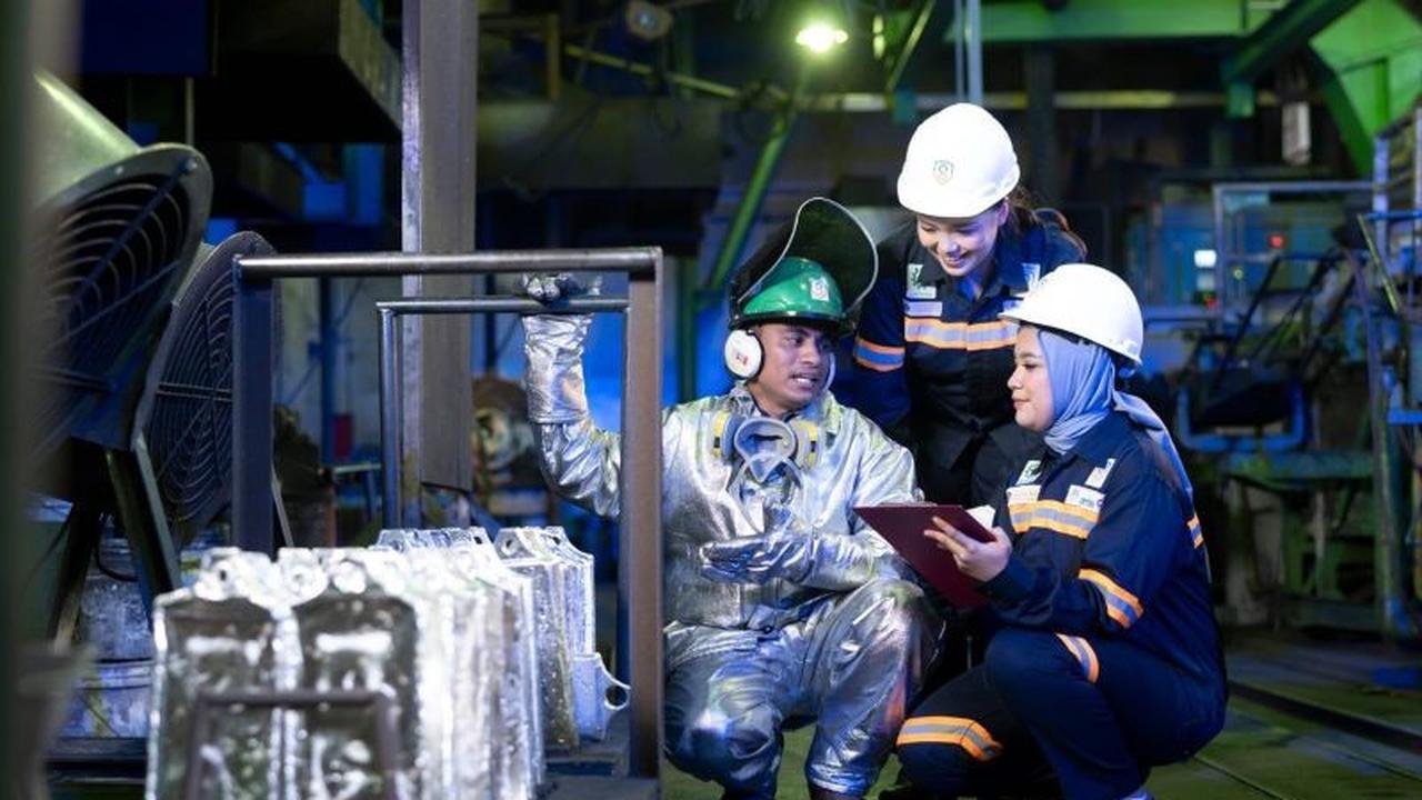 Hilirisasi Industri Tembaga dan Emas di Gresik: Menjaga Janji Pemerataan Ekonomi Nasional