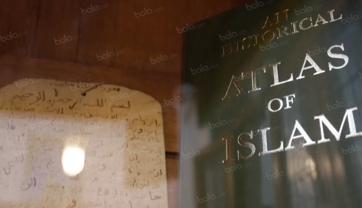 Masjid ini berjasa menyelamatkan kaum Yahudi dari pembantaian Nazi Jerman yang kala itu menyerang Prancis. (Bola.com/Vitalis Yogi Trisna)