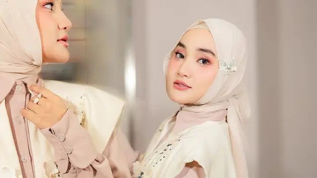 Potret Terbaru Fatin Shidqia dengan Makeup Korean Look. (instagram/fatin30)
