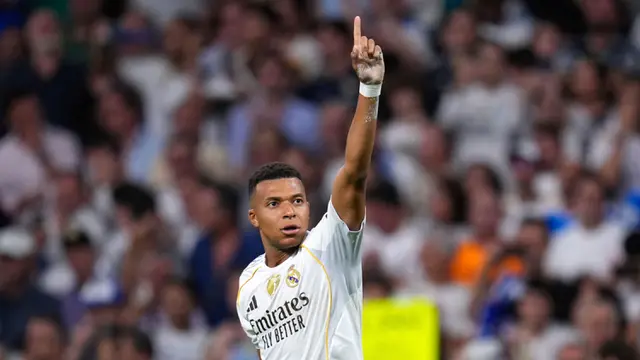 Foto: Aksi Memukau Kylian Mbappe, Borong 2 Gol Bawa Real Madrid Bungkam Marseille Liga Champions