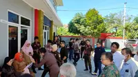 Kejaksaan Negeri Cimahi dan tim Kejaksaan Agung mengeksekusi sederet aset yang disita dari mantan Ketua DPRD Jabar Irfan Suryanagara. (Foto: Liputan6.com/Kejari Cimahi)