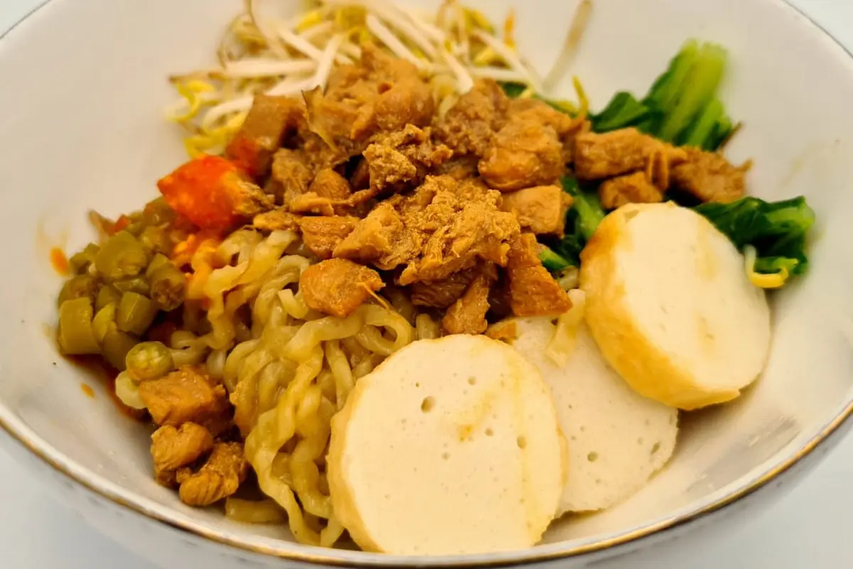 Berawal dari Konsumsi Sendiri, Dapur Happy Rintis Bisnis Kuliner Nasi Ayam Hainan Otentik di Malang