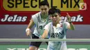 Pebulu tangkis ganda putri Indonesia, Apriyani Rahayu dan Siti Fadia Silva Ramadhanti saat melawan Jongkolphan Kititharakul/Rawinda Prajongjai (Thailand) pada babak 32 besar Indonesia Open 2024 di Istora Gelora Bung Karno, Senayan, Jakarta, Selasa (4/6/2024). (Liputan6.com/Herman Zakharia)