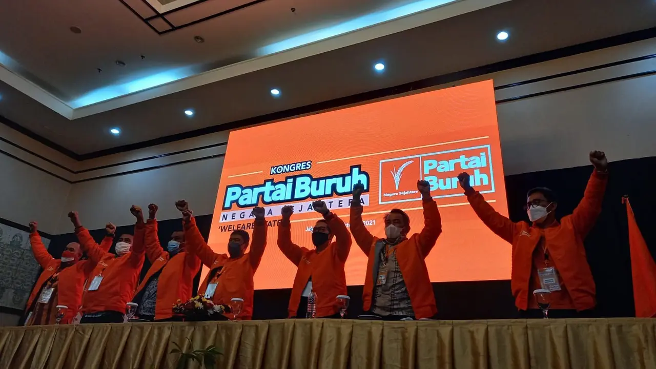 Serikat Petani Indonesia (SPI) bersama dengan 10 organisasi rakyat yang terdiri dari unsur buruh, nelayan, perempuan, guru honorer, dan pemuda membangkitkan kembali Partai Buruh. (Dok SPI)