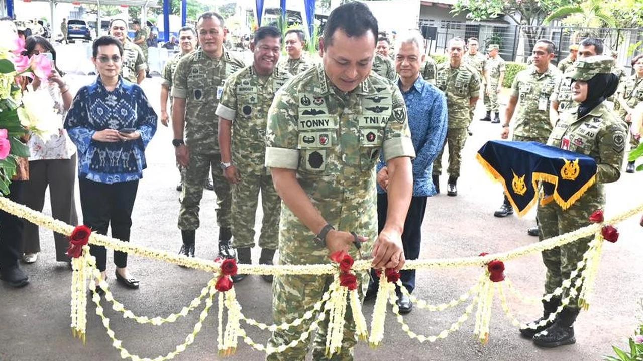 Pembangunan gedung Ashadi Tjahjadi Makoosupdnas