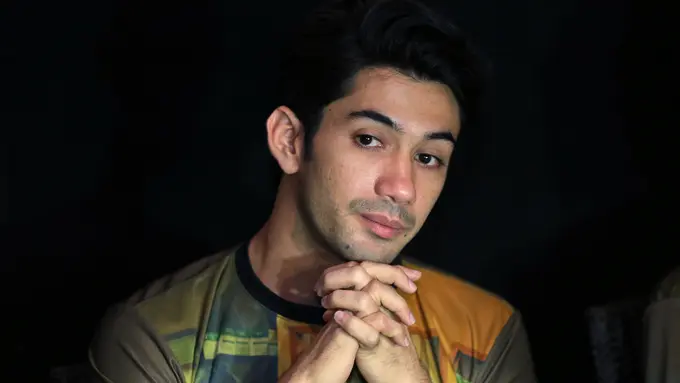 [Bintang] Reza Rahadian