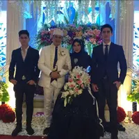 Ivan Fadilla resmi menikah dengan Sarni, anggota DPRD Kota Bogor. (Instagram/bramastavrl)