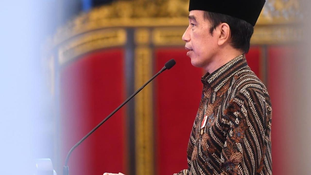 Jokowi saat membuka kongres HMI di Surabaya. (Foto: Instagram Jokowi)