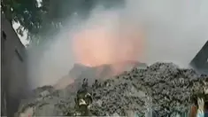 Api diduga dari muatan truk yang terbakar matahari, hingga Rio Haryanto bertolak ke Spanyol untuk menjalani tes pramusim 2016.