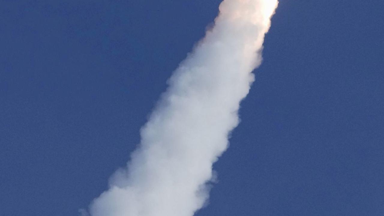 Namun, kali ini JAXA berhasil meluncurkan roket H3 ke orbit. Foto: Kyodo via REUTERS<br>