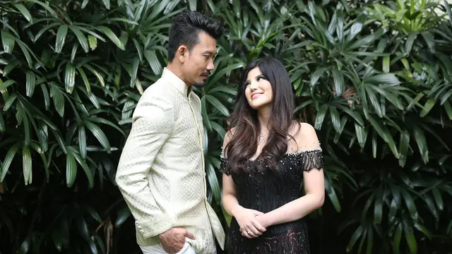 [Bintang] Denny Sumargo dan Dita Soedarpo