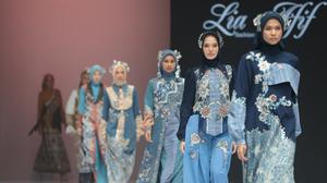 Batik Jombang Tampil di Indonesia Fashion Week 2026