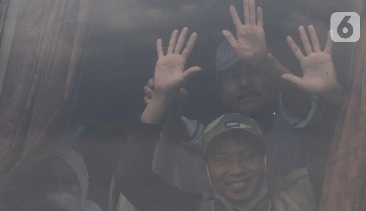 Lalu nomor 2 adalah tujuan Jawa Timur, yakni 3.761. Kemudian Yogyakarta sebanyak 1.546 dan terakhir Jawa Barat sebanyak 610 orang. (merdeka.com/Imam Buhori)