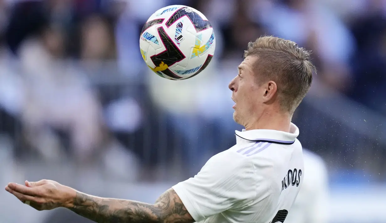 Hal itu menunjukkan Kroos memiliki kedisiplinan yang luar biasa dalam permainan, khususnya untuk menghindari dirinya dari hukuman kartu merah. (AP/Jose Breton)