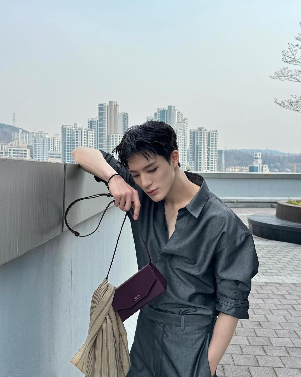 Tidak Lagi Aigoo, Ini Potret Jeno NCT dengan Tubuh Kekarnya - Terlihat Selalu Menjaga Tubuh dengan Workout
