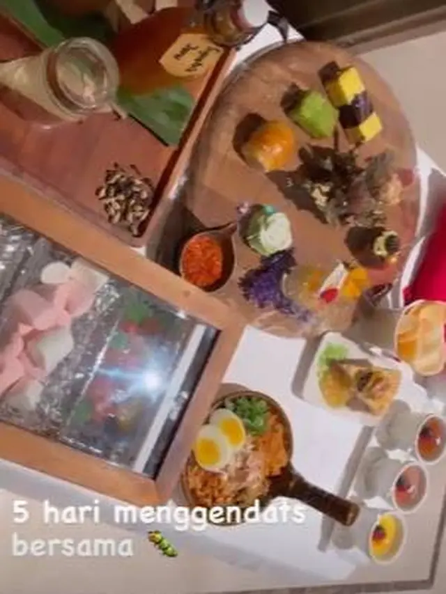 Baru Pulang dari Eropa, Ini 5 Momen  Irwansyah dan Zaskia Sungkar Jalani Karantina