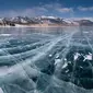 Air di danau Baikal airnya bisa diminum langsung tanpa penyaringan. 