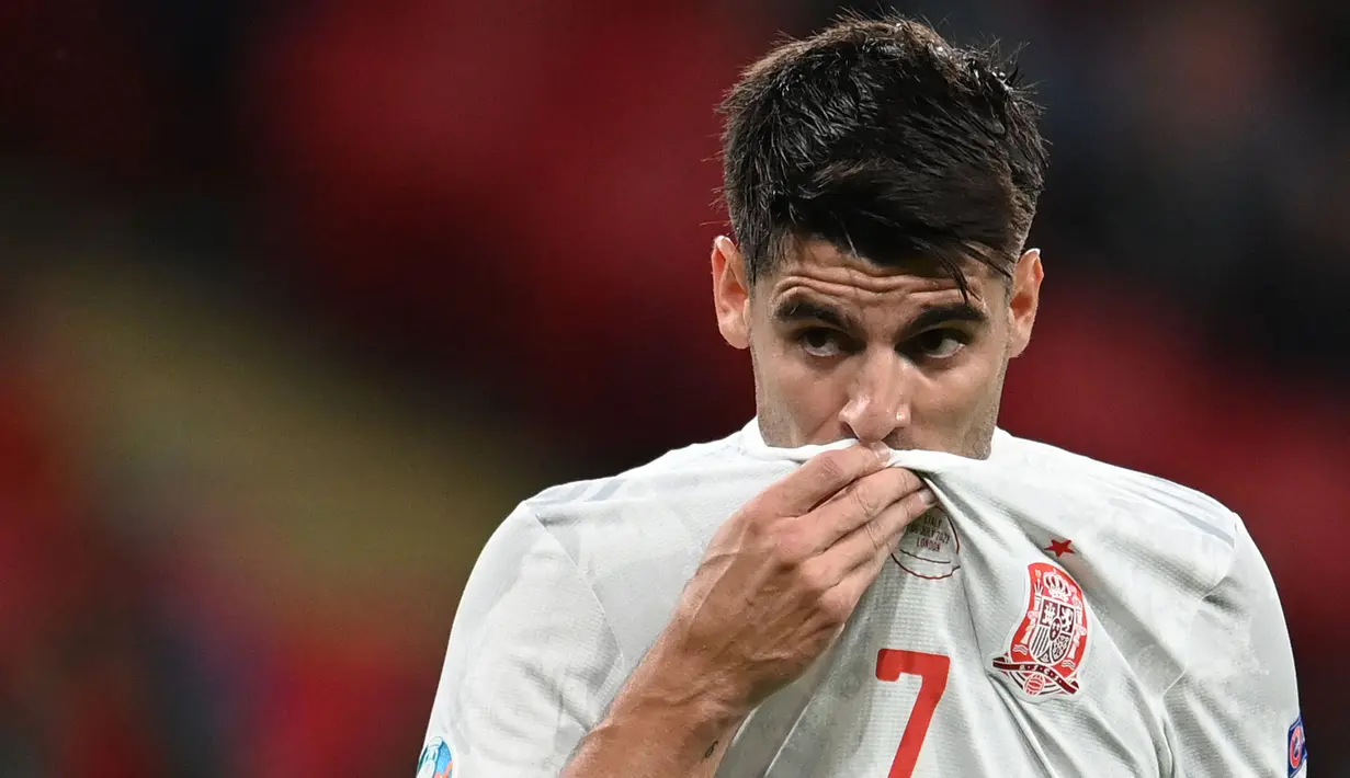 Alvaro Morata baru diprediksi akan pulih pada 15 Oktober mendatang setelah mengalami cedera otot. Padahal penampilannya bersama Juventus cukup gemilang dengan menorehkan tiga gol dan satu assist. (AFP/Pool/Andy Rain)
