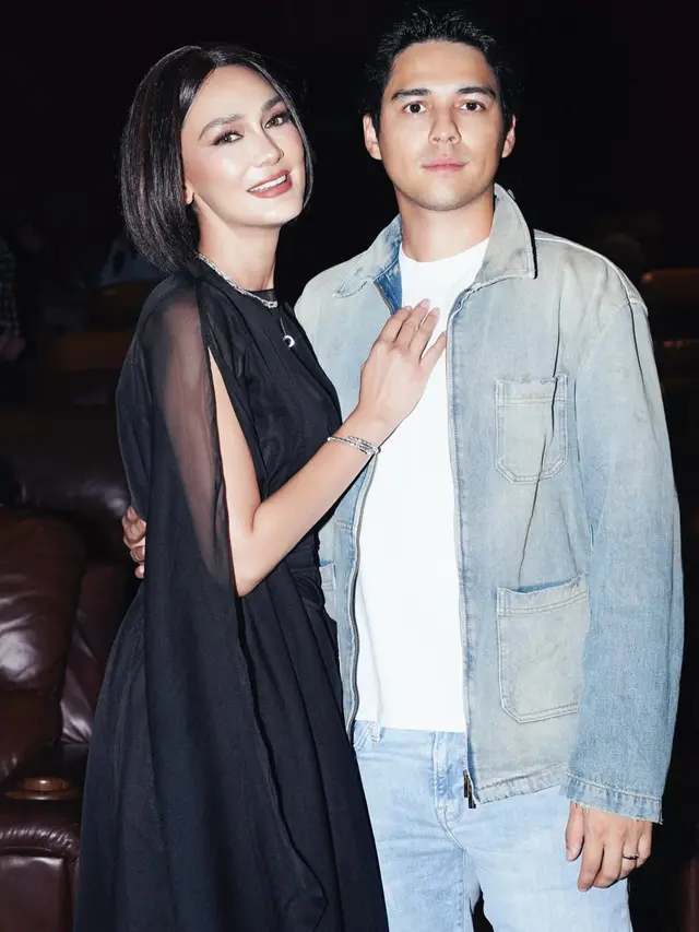 Riasan wajah Luna Maya di Premier Film Sukma. [@lunamaya/@winstongomez]