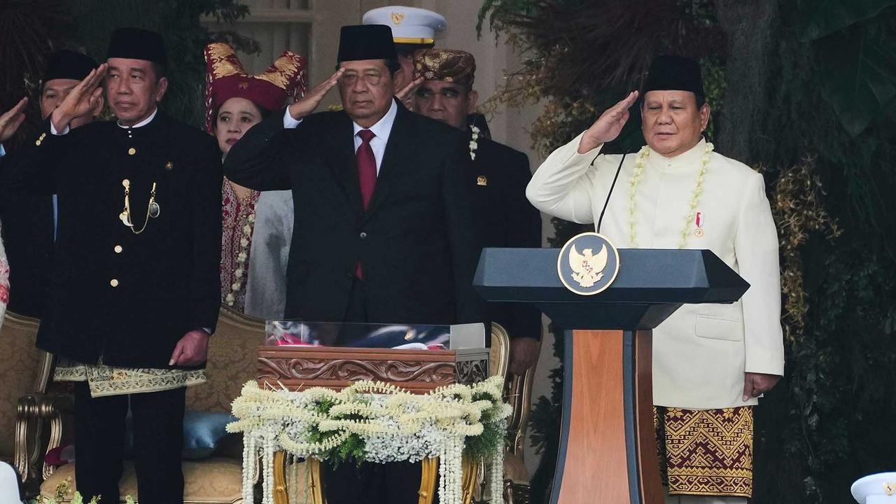 Ada Kaitan dengan Kerajaan, Ternyata Ini Makna Baju Beskap Melayu dan Kalung Bunga Melati di HUT RI ke-80