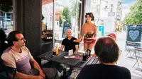 Sambut Pekan Film Venus, Restoran Ini Ajak Pengunjung Bugil