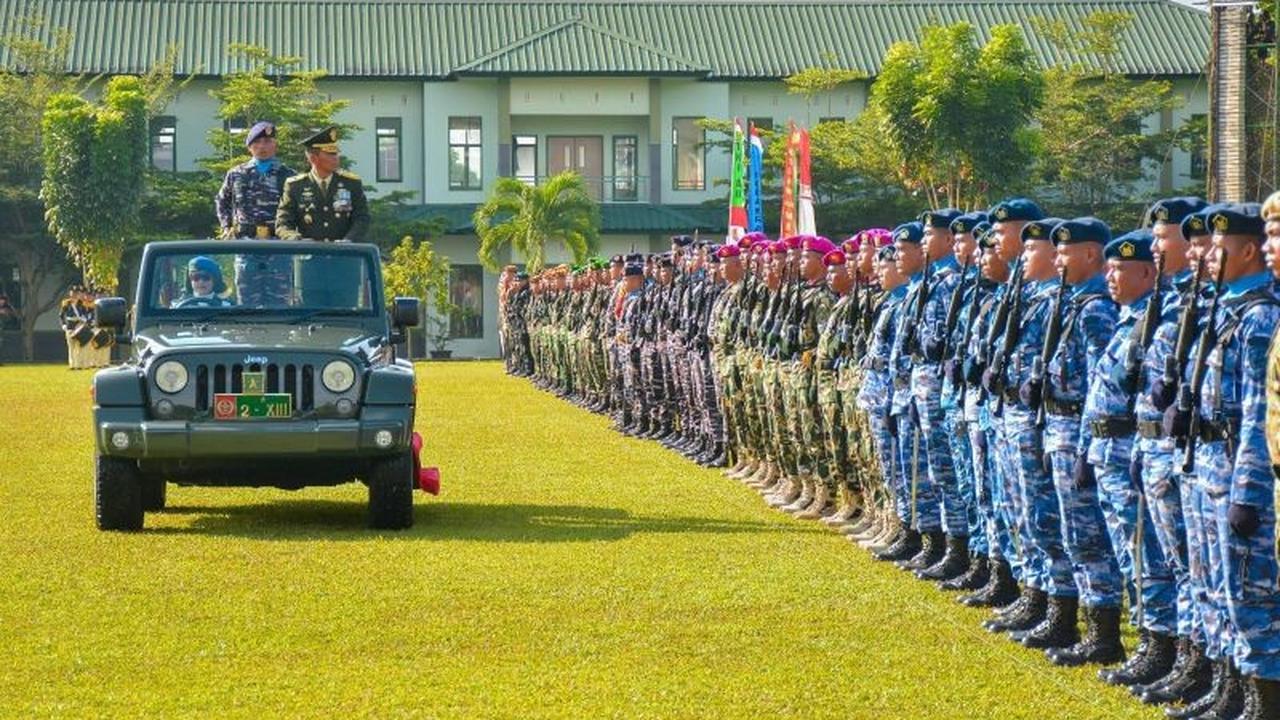 Fakta Unik HUT ke-80 TNI: Panglima Ajak Prajurit Kokohkan Kemanunggalan TNI Rakyat, Tampilkan Atraksi Bela Diri Militer Memukau