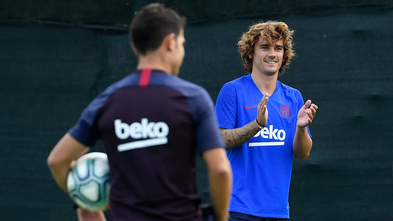 Latihan Perdana di Barcelona, Antoine Griezmann Penuh Tawa