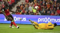 Striker Timnas Belgia Romelu Lukaku mencetak hattrick ke gawang Gibraltar dalam lanjutan Grup H kualifikasi Piala Dunia 2018 di Stade Maurice Dufrasne, Jumat (1/9/2017) dinihari WIB. Belgia menang 9-0. (AP Photo/Geert Vanden Wijngaert)