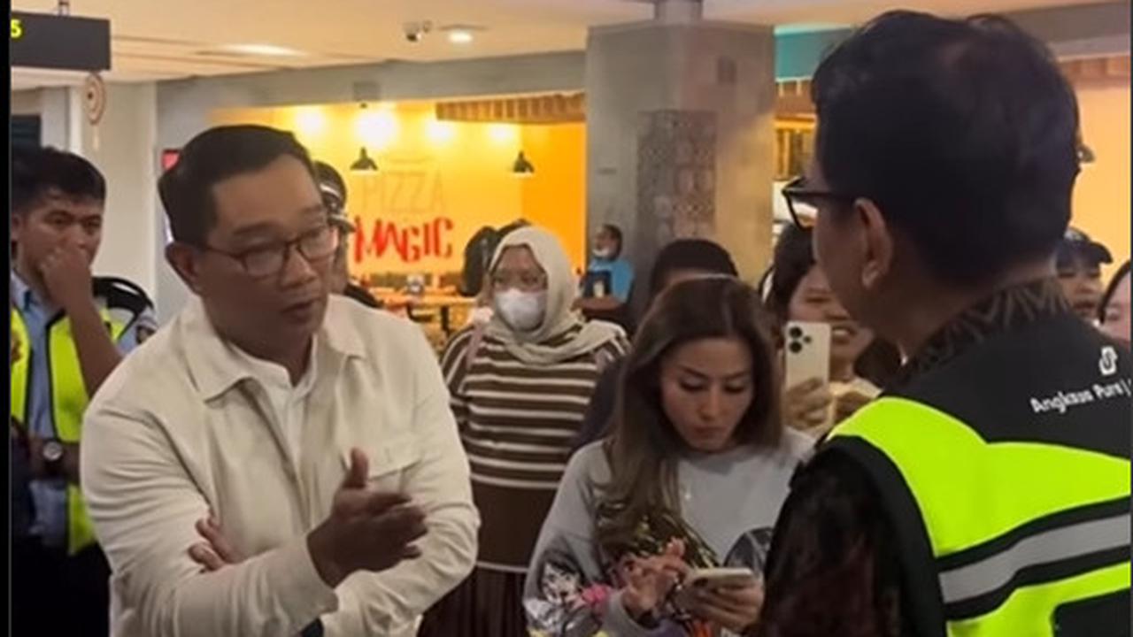 Ridwan Kamil Berdebat dengan Petugas Bandara Bali