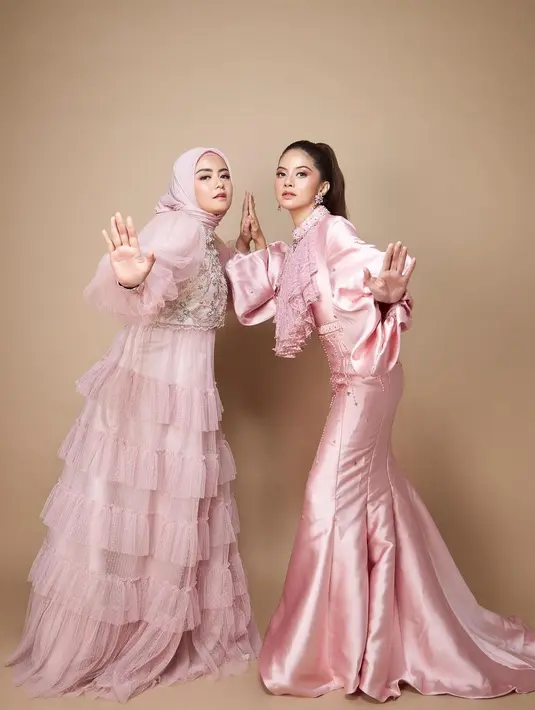 Persahabatan Tika dan Tiwi yang sudah terjalin selama kurang lebih 16 tahun itu masih terus berjalan sampai sekarang. (FOTO: instagram.com/tentangtiwi/)