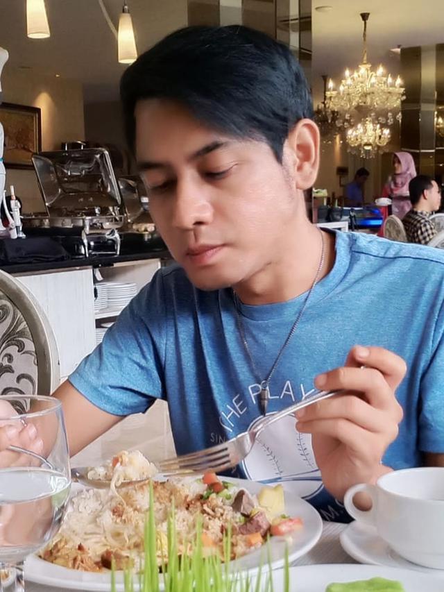 Masih Eksis di Dunia Hiburan, Ini 6 Potret Veri Juara AFI Musim 1